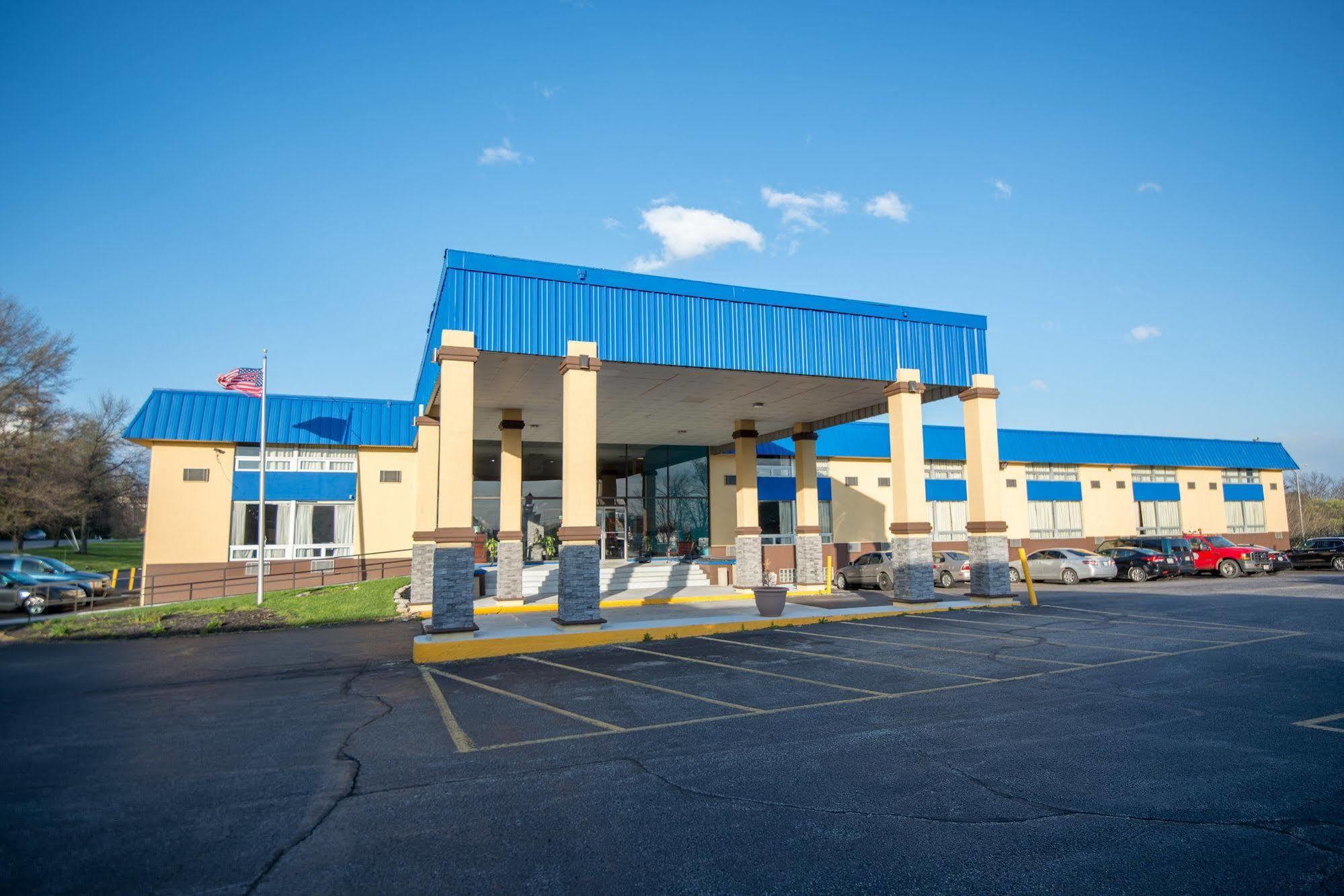 Days Inn By Wyndham Fort Wright Cincinnati Area Exterior foto